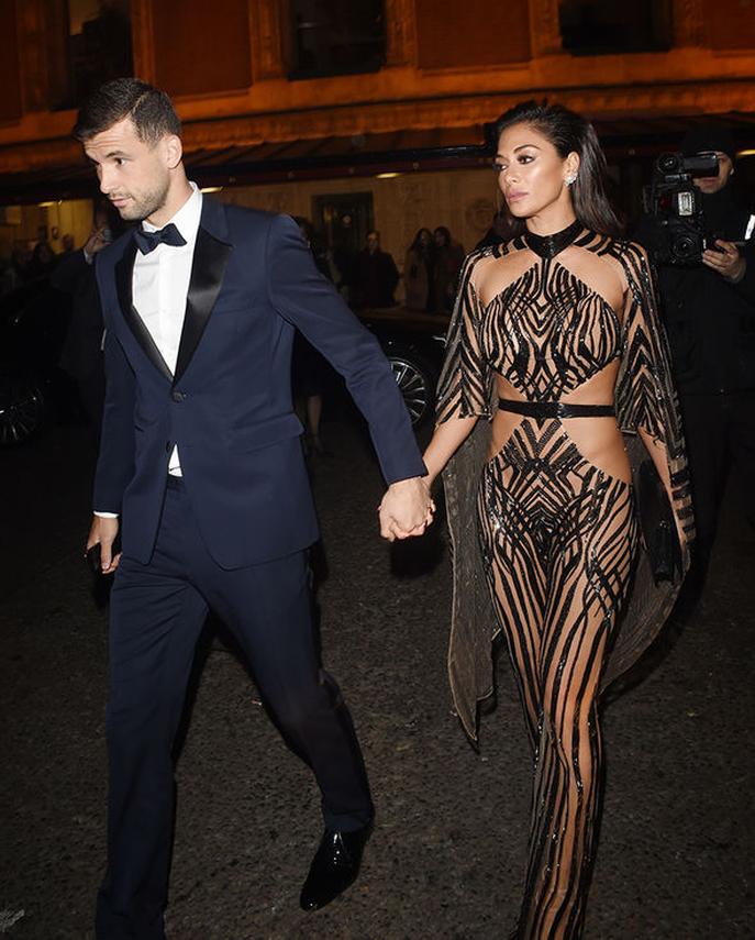 Sur Instagram, Grigor partage des moments complices avec Eiza, confirmant la rumeur qui circulait déjà quelques semaines. Gonzalez est connue pour ses rôles dansBaby Driver,Alita: Battle Angel, ou encoreHobbs & Shaw. Sa carrière peine pas, et elle semble parfaitement s’entendre avec notre tennisman.
