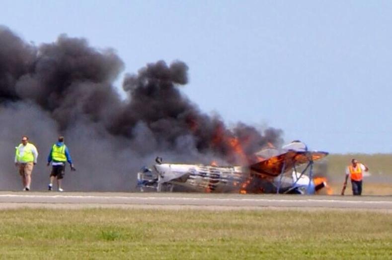 Cette tragédie pousse à réfléchir aux règles de sécurité dans l’aviation légère, encore plus lorsqu’il s’agit de vols privés. Peut-on tolérer que des passagers soient transportés sans autorisation ? Qu’un pilote non qualifié décolle ?