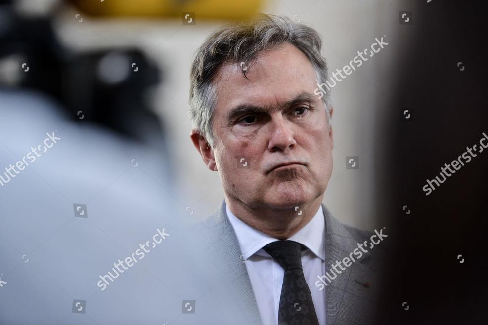 Olivier Pelat appartient à une famille marquée par des tensions importantes. Son frère Patrice, décédé en 2019, entretenait des relations conflictuelles avec lui.