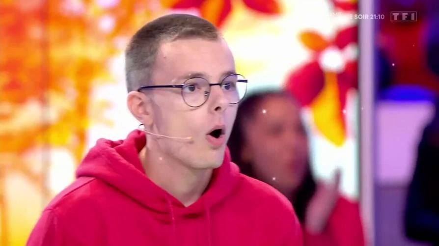 À la suite de l’annonce, les réactions sont vives et variées. Le public se divise nettement. D’un côté, les fans fervents d’Émilien expriment leur admiration. Ils valorisent son intelligence, sa persévérance et son humilité malicieuse face à la caméra. Ils le voient comme un exemple à suivre, un champion qui a élevé le jeu.