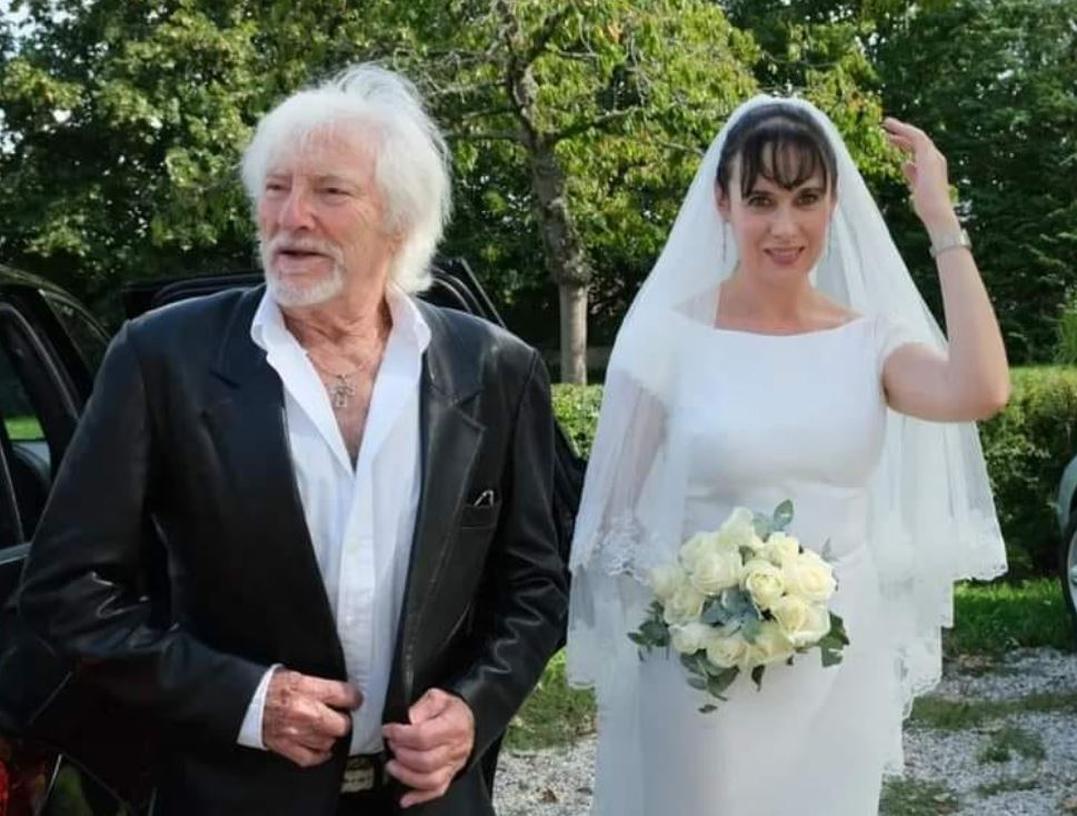 Un Mariage dans la Plus Grande Discrétion... ou Presque