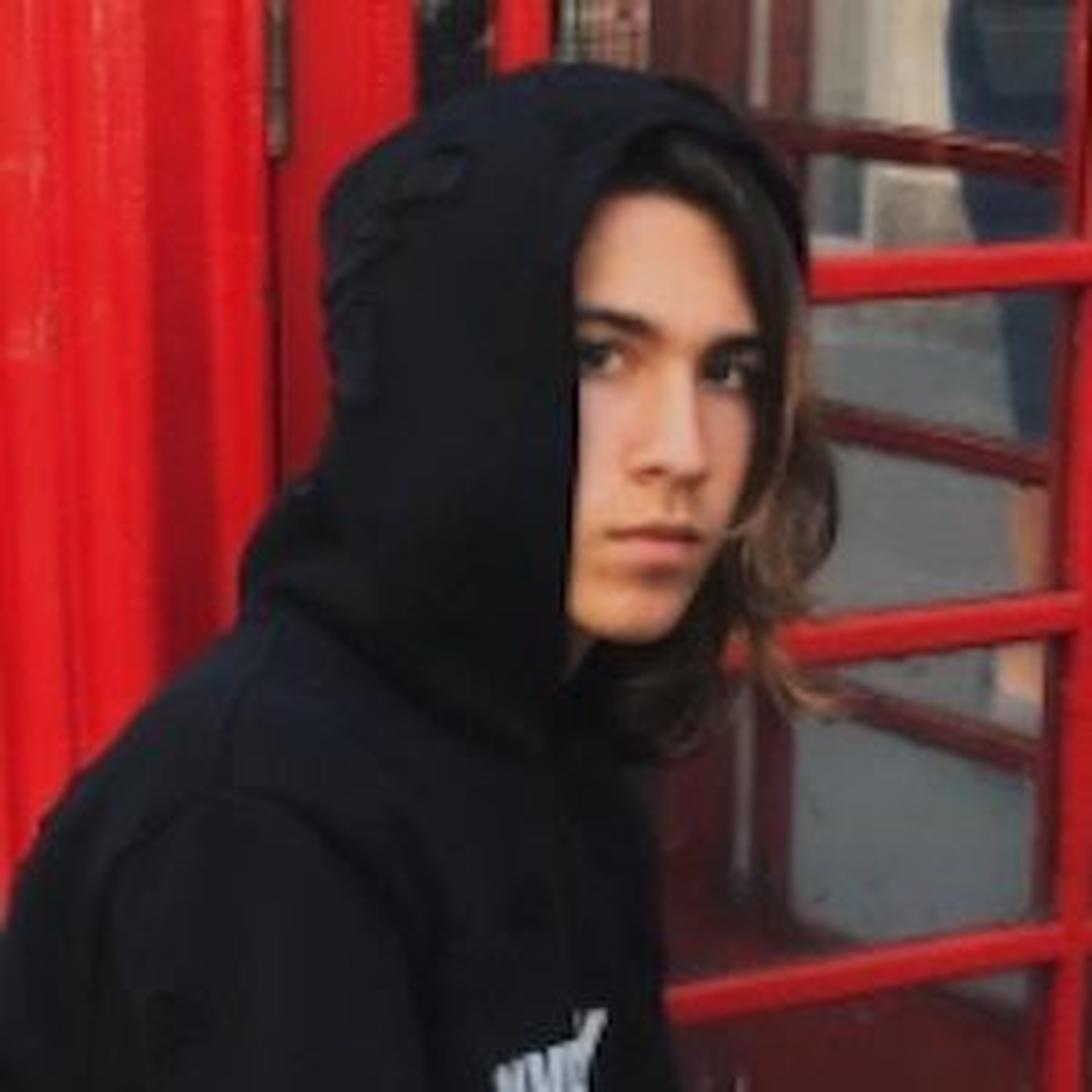 Raphaël Le Friant, un garçon et... un community manager amateur ?