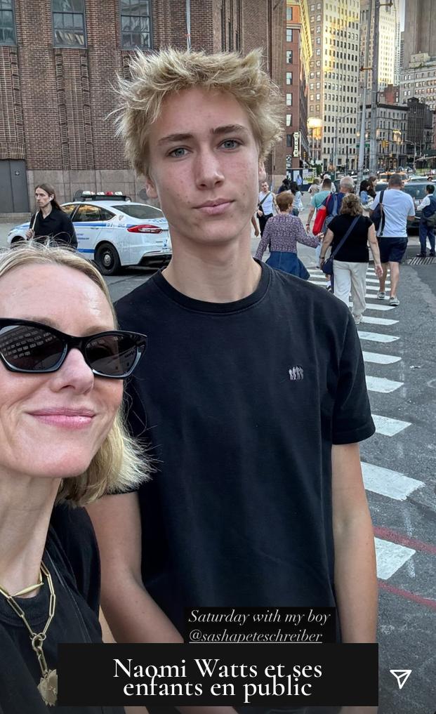 Naomi Watts et ses enfants en public
