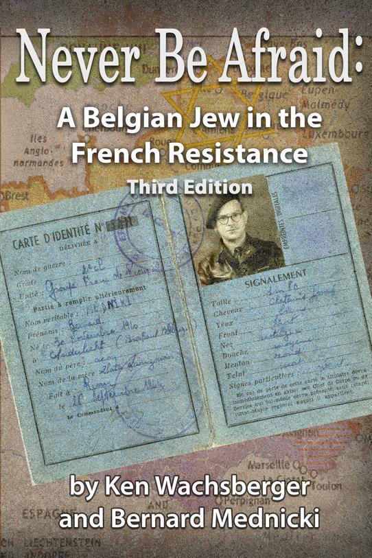 Née dans la famille Jacob, Denise était la sœur de Simone Veil et aussi de Madeleine. Leur mère, leur sœur aînée, Madeleine, ainsi que leur père, ont été déportés en avril 1944 à Auschwitz. Pendant que Denise fêtait les 21 ans de Madeleine à Nice le 18 mars 1944, c’était la dernière réunion familiale avant l’arrestation de presque tous les membres de la famille dix jours plus tard. Leur mère, infortunée, ne revint jamais des camps d’extermination.