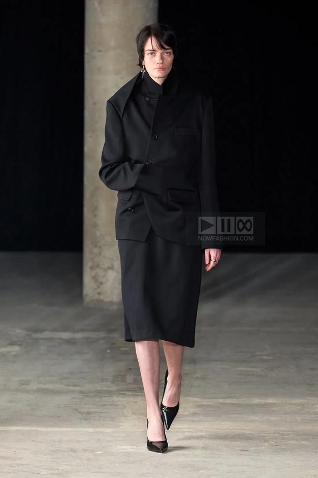 Pourquoi Suivre la Paris Fashion Week de Juin 2024 ?