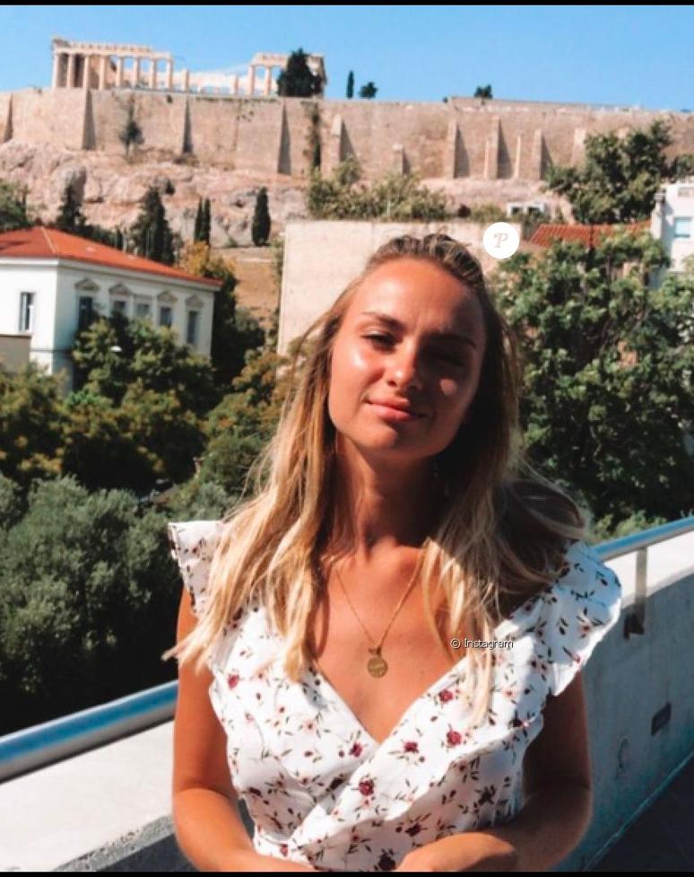 Le couple de mannequins démarre leur idylle en 2018. Pendant près de trois années, ils forment un duo solide, partageant vie et projets. Aurélie, sur Instagram, n'hésite pas à déclarer son amour vibrant à Carlos :