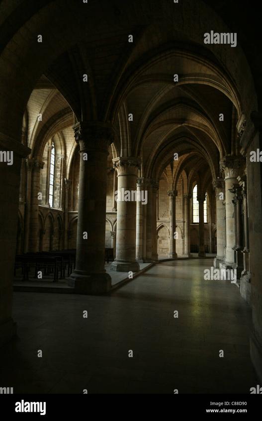 En clair : le père de Claude François demeure « inhumé dans l’ombre », contrairement à son fils, pour qui le cimetière de Dannemois est devenu un sanctuaire.