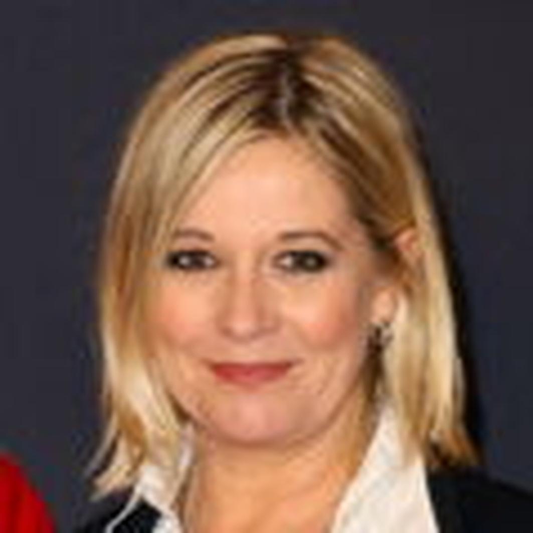 Visiblement, la discrétion est la règle d’or de ce duo. Flavie alterne entre son appartement parisien et sa maison en Bretagne, tandis que Yannick suit son travail d’artiste entre Biarritz et Paris. Ils se retrouvent quand leur emploi du temps le permet.