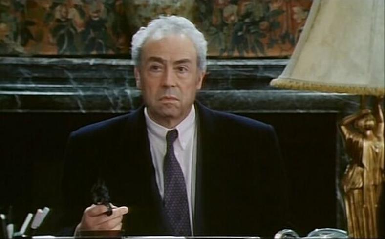 Il est mort à l'âge de 59 ans, le 12 octobre 1994 à Paris.