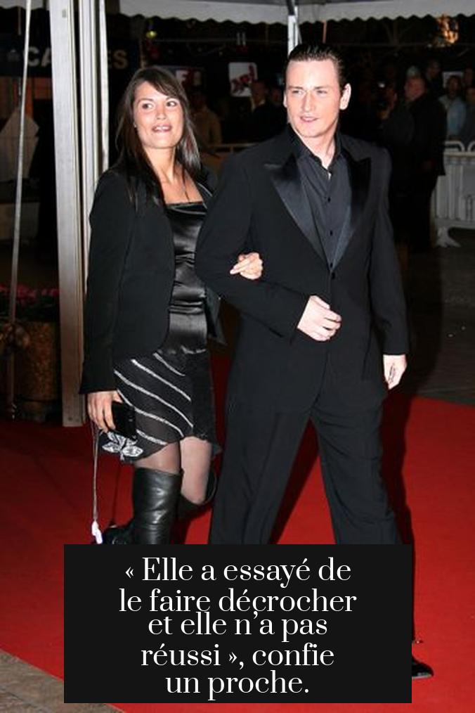 « Elle a essayé de le faire décrocher et elle n’a pas réussi », confie un proche.