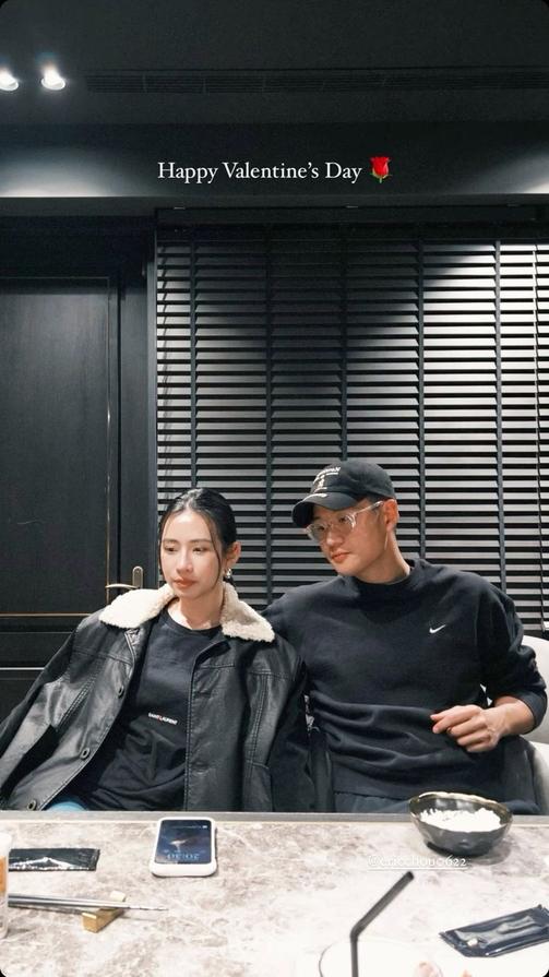 Le couple Beverly-Vivian avait tenu en haleine les fans lors de la saison 7 des Apprentis Aventuriers. Beaucoup espéraient une réconciliation, mais Beverly garde ses distances. Même si Vivian affichait son amour et souhaitait que leur relation perdure après l’émission, Beverly poursuit sa vie loin de cette histoire.