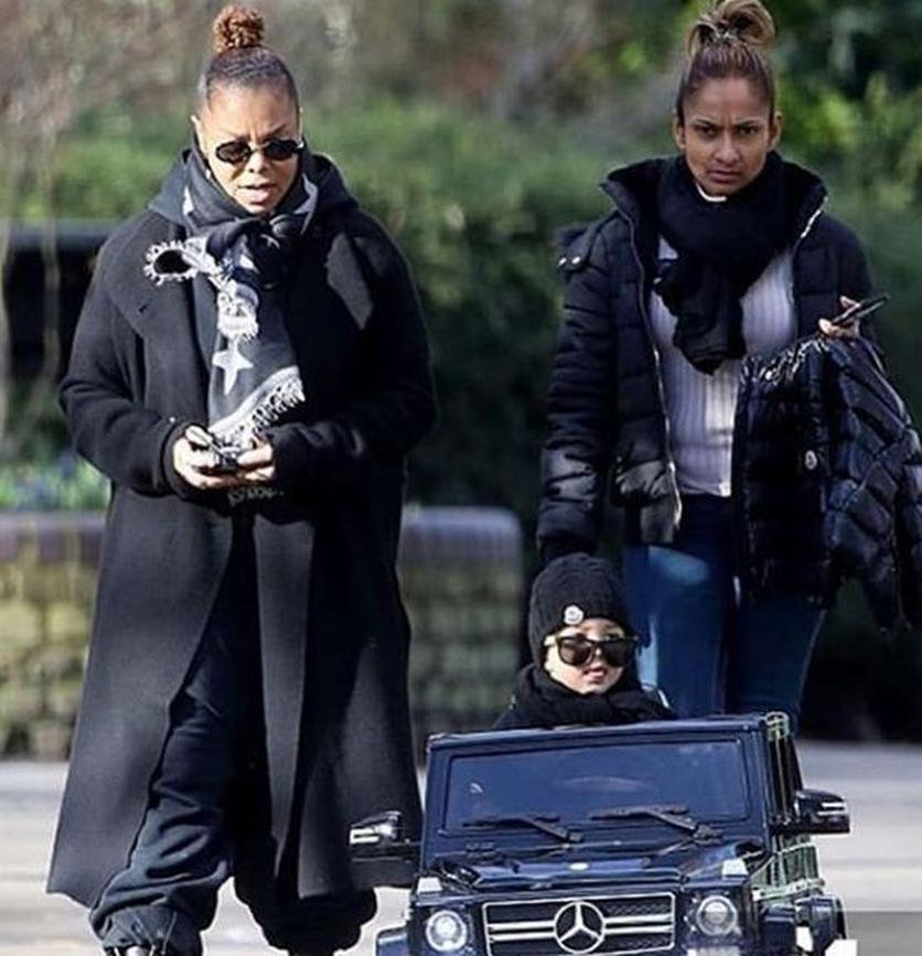 L’arrivée d’Eissa bouleverse les priorités de Janet Jackson. Sa carrière reste importante, mais la famille devient son centre de gravité. Elle trouve un équilibre entre vie artistique et vie privée, démontrant force et détermination.