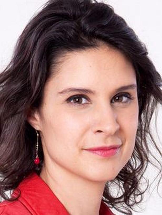 Sur Instagram, elle partage régulièrement des moments tendres, notamment avec sa fille Hannah, née en 2017. On peut presque deviner qu’elles ont un petit air de famille, cette complicité touchante et cette ressemblance frappante. C’est une maman à la fois présente et réaliste, qui valorise de précieux instants en famille malgré un agenda très chargé.