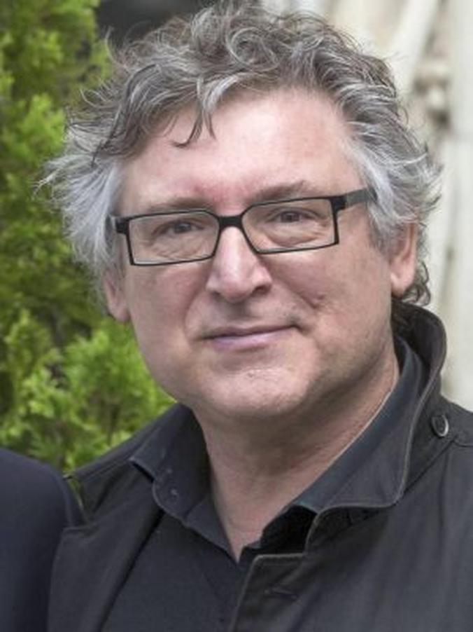 « Elle a été formidable, elle m'a aidée avec les bouteilles d'oxygène de Marie-Claude... Ce sont des choses que l'on ne raconte pas, vous m'y amenez. »