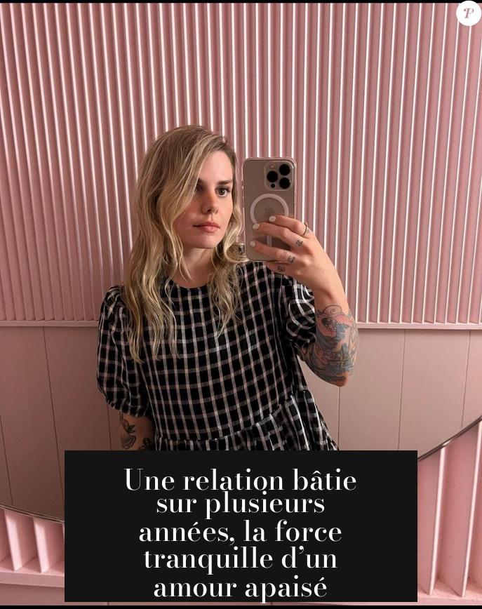 Une relation bâtie sur plusieurs années, la force tranquille d’un amour apaisé