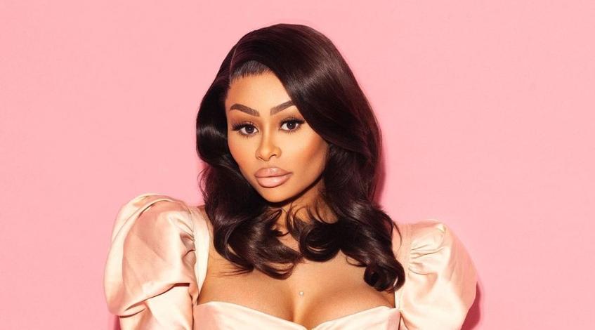 Et si on ajoute les enfants de Blac Chyna elle-même, on touche à encore plus de diversité. Son premier fils, King Cairo, a un héritage vietnamien et jamaïcain grâce à son père célèbre, tandis que sa fille Dream a des racines arméniennes, écossaises et néerlandaises du côté paternel.
