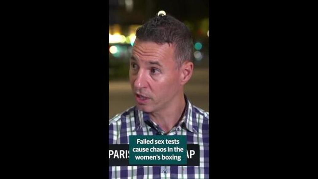 Alors, Christian Parizot quitte Camping Paradis ? Pas tout à fait.En 2024, ce personnage emblématique interprété par Patrick Paroux s’émancipe via une série dérivée intituléeMonsieur Parizot. Ce qui signifie qu’il change de décor, mais ne disparaît pas vraiment. Voilà une démarche audacieuse qui rafraîchit l'univers du camping tout en conservant un élément phare pour les fans.