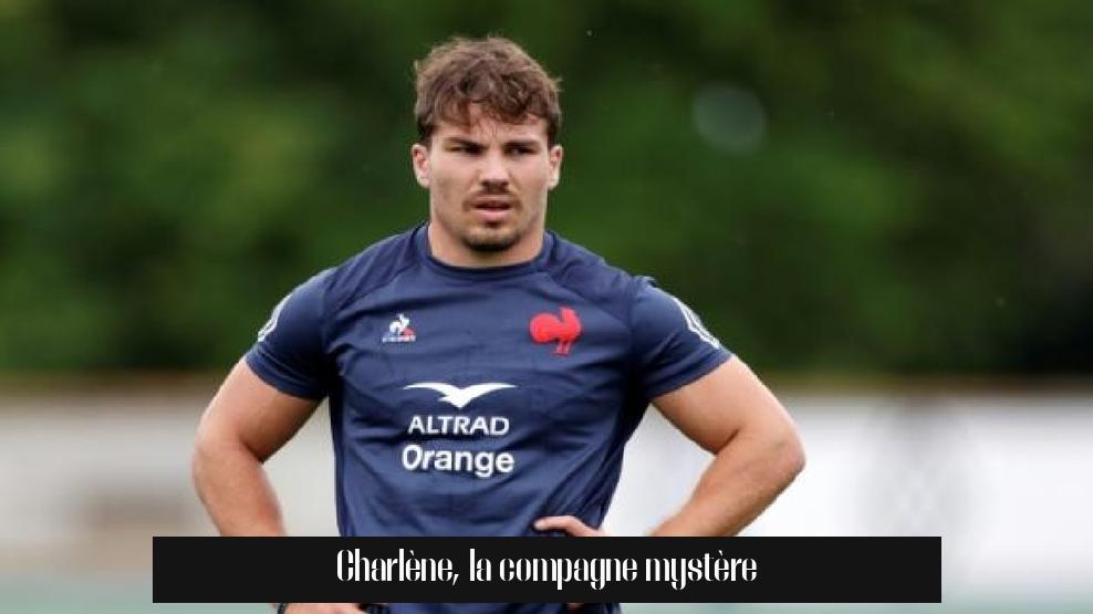 Charlène, la compagne mystère