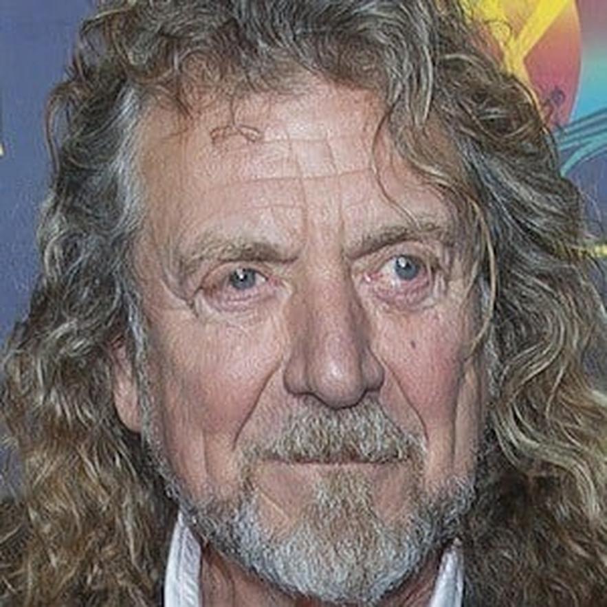 Robert Plant n'est pas seulement une icône de son époque, il est un miroir d’une vieillesse active, pleine d’énergie et d’envies. Il prouve que l’âge n’est qu’un nombre et que la musique est une flamme jamais éteinte. À 76 ans, l'homme est loin de prendre sa retraite, il continue à écrire des chapitres passionnants de la légende du rock.