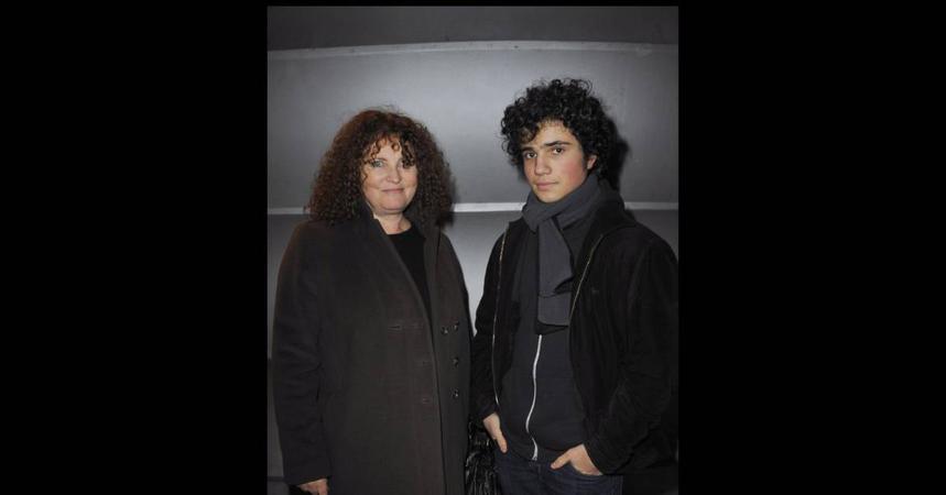 Valérie Mairesse est devenue grand-mère en 2014 avec la naissance de Scarlett, la fille de sa fille Tina. Dans une interview donnée à Gala en 2020, elle évoque avec tendresse cette petite fille âgée alors de six ans, soulignant que cette nouvelle fonction de grand-mère lui tient à cœur.