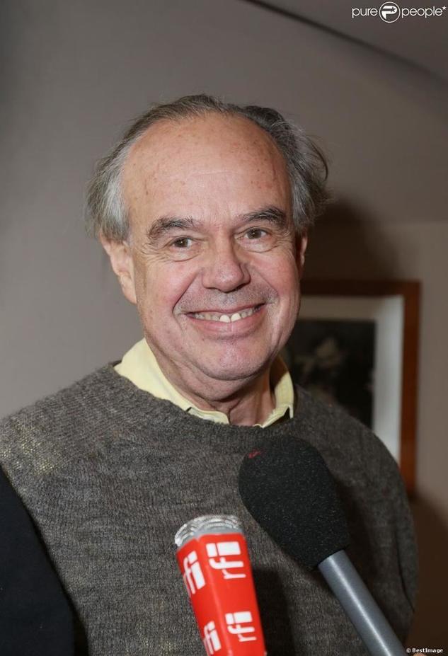Mitterrand défend son œuvre et sa conduite, affirmant qu’il n'a jamais eu de relations avec des mineurs et condamnant fermement la pédophilie et le tourisme sexuel. Il clarifie que le terme "boys" est utilisé largement, sans ambiguïté, pour parler d’adultes ou jeunes adultes consentants.