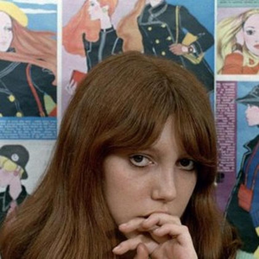Anne Wiazemsky, c’est d’abord une rencontre singulière avec le cinéma. Révélée par Robert Bresson dans "Au Hasard Balthazar" à moins de 20 ans, elle s’impose rapidement comme une figure de la Nouvelle Vague. Ce serait dommage de ne pas citer "La Chinoise" ou son apparition dans "Théorème" de Pasolini, tant ces rôles ont forgé son aura.
