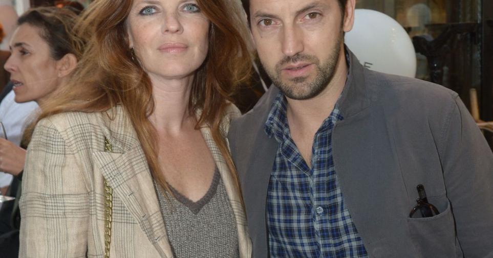 Gabriel entretient une relation proche avec son père. Ils partagent une grande complicité et un intérêt commun pour le monde artistique.