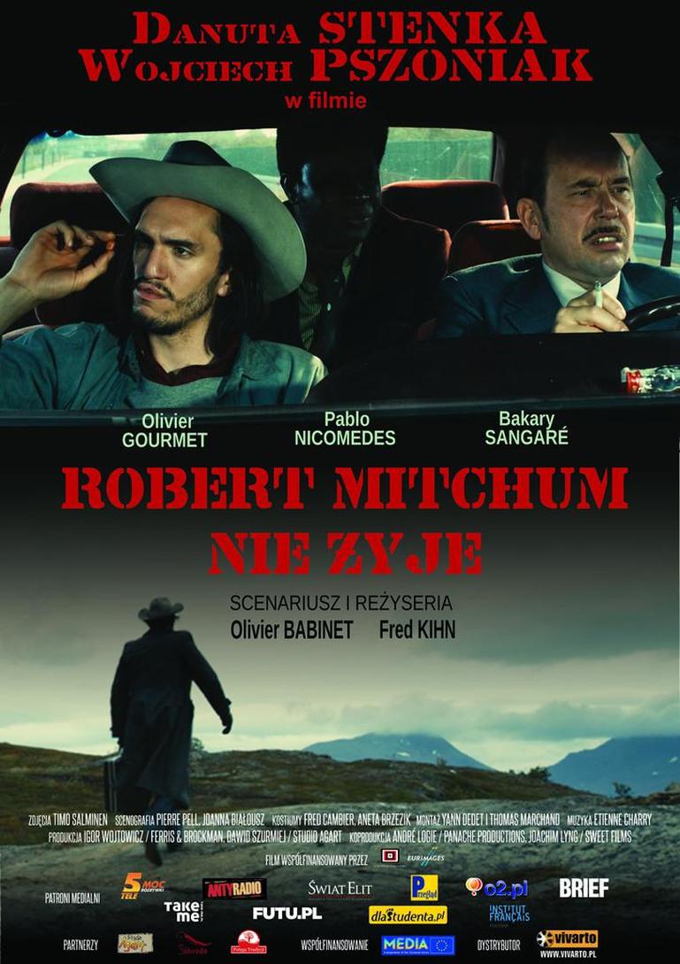 Mitchum, malgré sa notoriété, n’a pas échappé à cette fatalité. L’emphysème, maladie chronique des poumons provoquant un essoufflement constant, a accentué la gravité de son état. Ces maladies respiratoires gagnent du terrain, et son portrait devient alors un avertissement tangible.