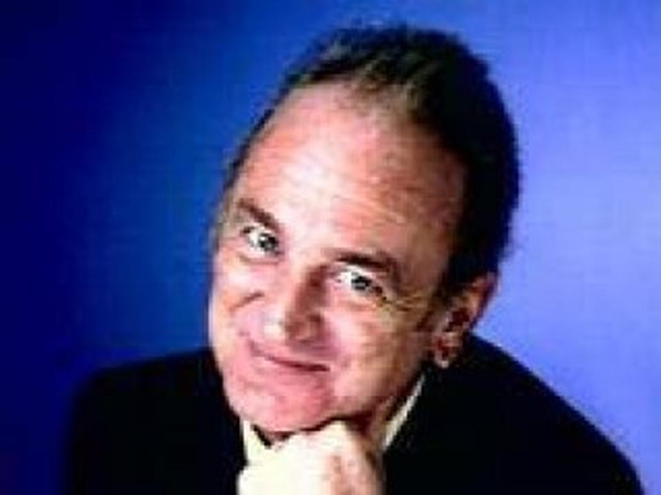 Alors, que peut-on retenir au-delà des faits ? Que se battre contre la maladie demande autant de courage que d’avoir à chaque jour informer le public avec bienveillance et passion. Alain Gillot-Pétré laisse cette leçon précieuse, et son souvenir demeure vivant dans le cœur de ses admirateurs.