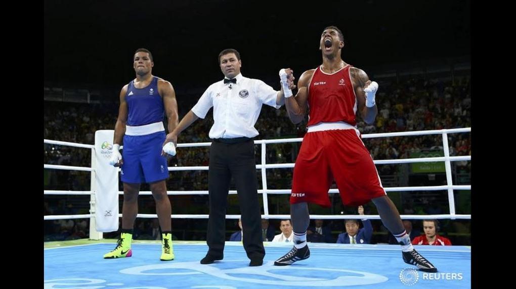 Tony Yoka jongle entre sa carrière de boxeur et sa vie de père de trois enfants, un rôle loin d’être simple après son divorce avec Estelle Mosely.Son histoire personnelle attire autant l'attention que ses exploits sur le ring. Comment gère-t-il cette vie de famille recomposée ? Zoom sur les enfants de Tony Yoka et son parcours familial.