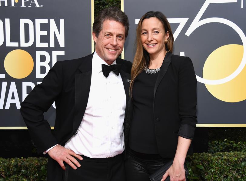 Cela marque un contraste agréable avec le passé de séducteur rebelle de Hugh Grant. La société a pu voir comment la paternité et sa relation avec Anna ont changé l’homme. Plus calme, plus posé, il savoure cette nouvelle vie.